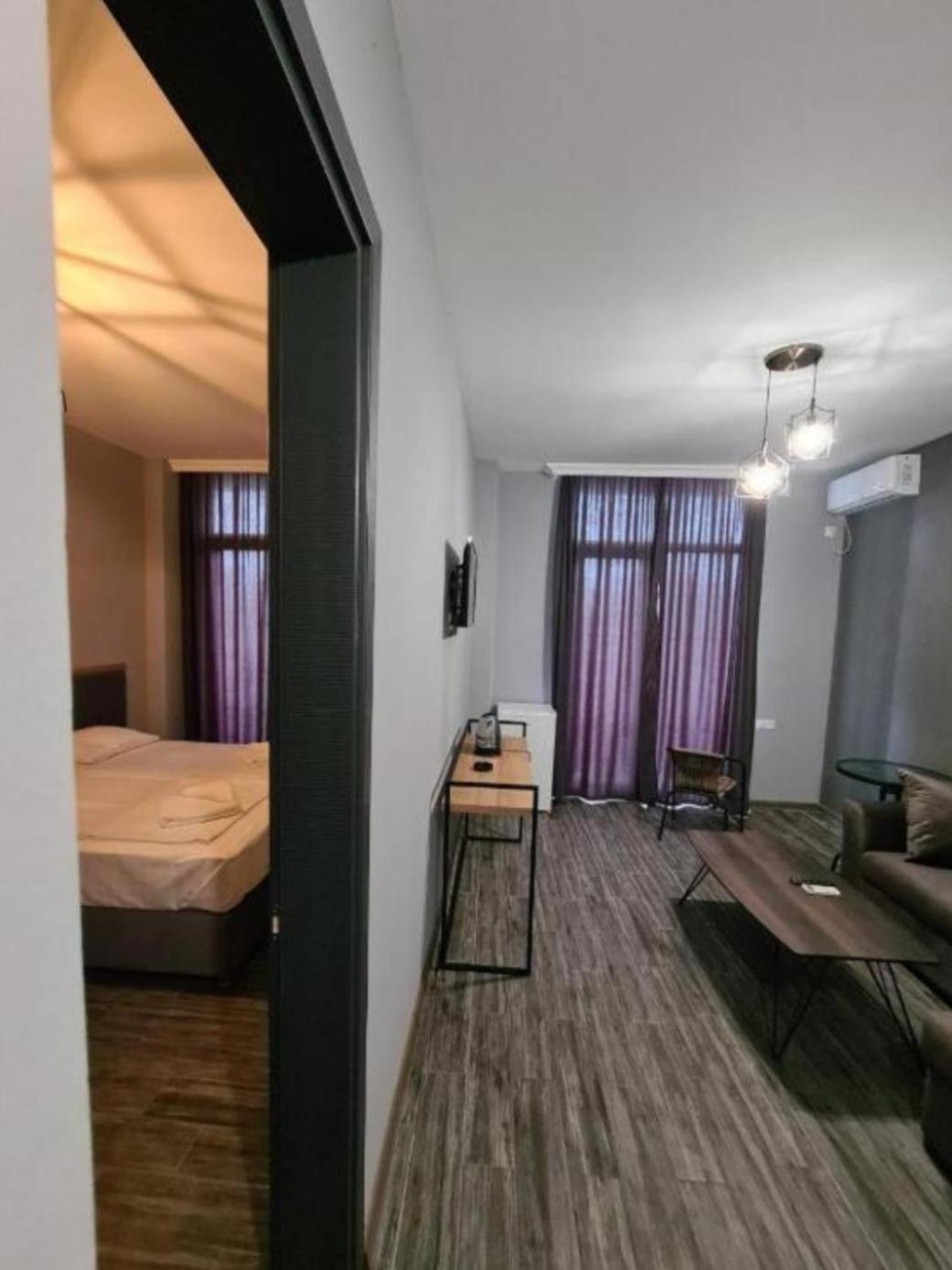Casa Del Mar 호텔 크바리아티 객실 사진